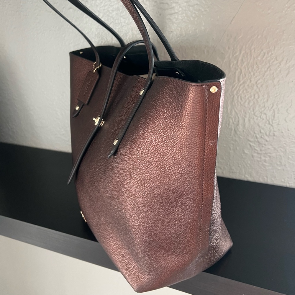 Coach Market Tote Bag in Metallic Bronze - Picture 8 of 11